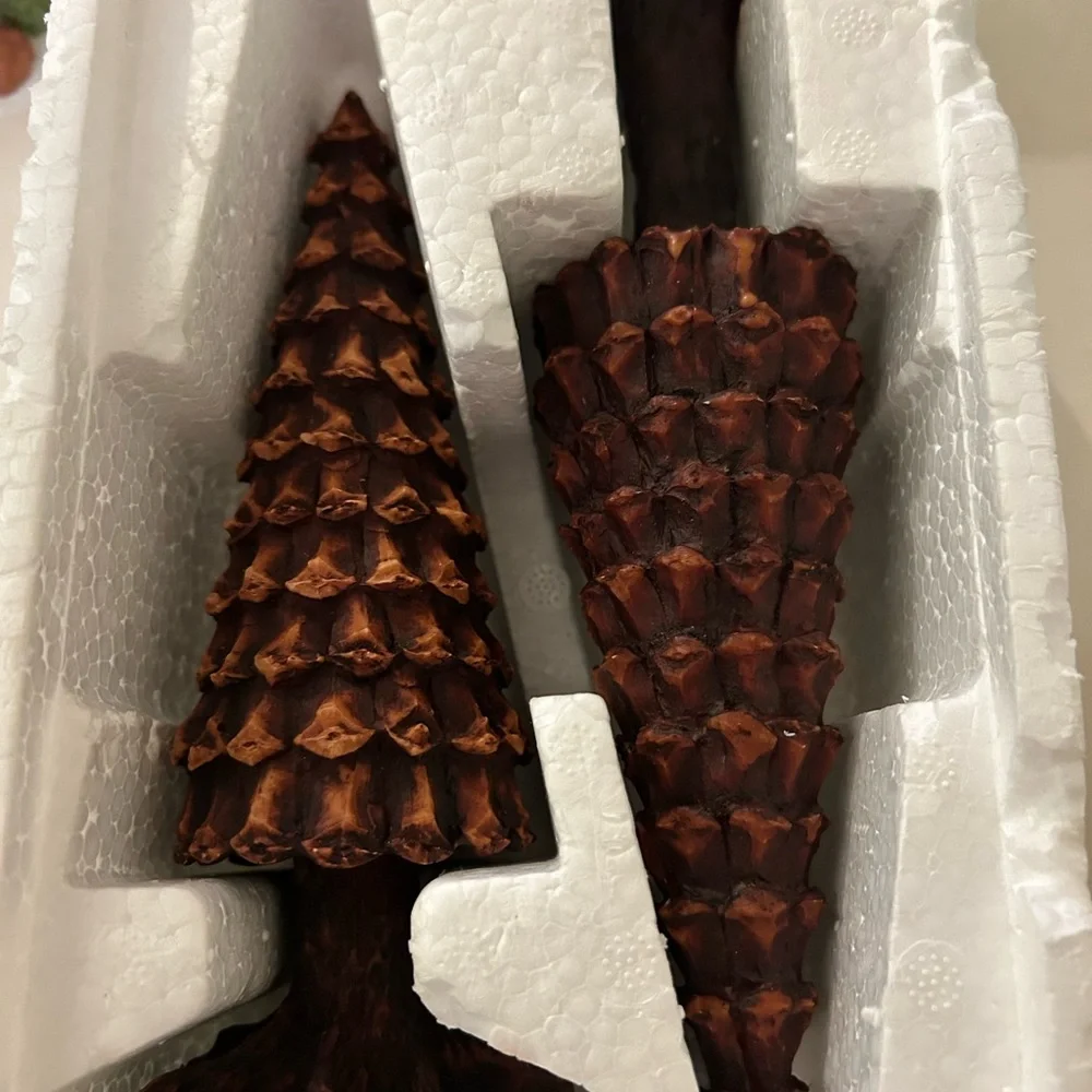 Department 56 Pine Cone Trees Set - Green